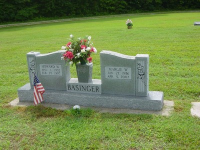 Basinger, Howard W & Margie Walters, Shiloh Cemetery, Rowan Co, NC.jpg