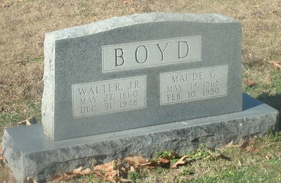 Boyd, Walter & Maude Grimmer, Gilmer Cemetery, Upshur Co, TX.jpg