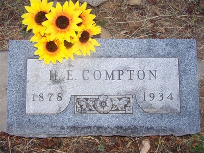 Compton, Harvey Eugene, Loraine Cem, Mitchell Co, TX.jpg