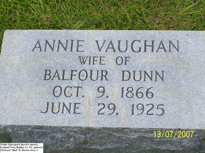 Dunn, Annie Vaughn, Trinity Cem, Halifax Co, NC.jpg