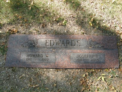 Edwards, Howard W & Josephine Cochran, Memorial Cem, Pettis Co, MO.jpg