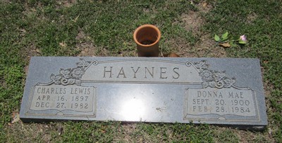 Haynes, Charles Lewis & Donna Mae Carroll, San Marcos Cem, Hays Co, TX.jpg