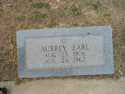 Hill, Aubry Earl, Junction Cem, Kimbe Co, TX.jpg