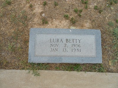 Hill, Laura Betty Taylor, Junction Cem, Kimbe Co, TX.jpg
