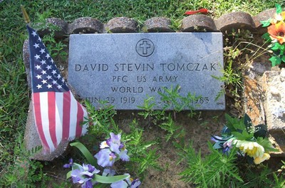 Tomczak, David Stevin, St Mary's Cemetery, Hempstead, Waller Co, TX.jpg