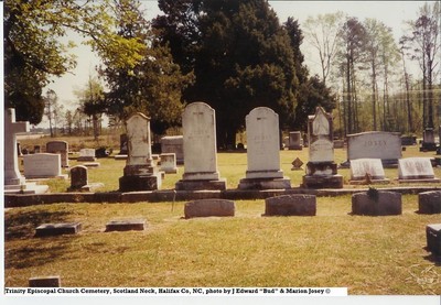 Trinity Cemetery, Scotland Neck Halifax Co, NC.jpg