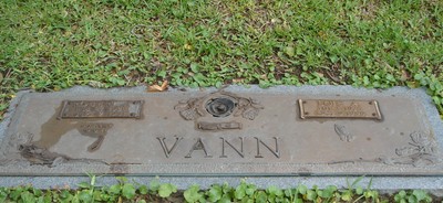 Vann, Robert A & Lois Ada Hutchinson, Arlington Cem, Duval Co, FL.jpg