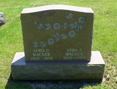 Wacker, Lewis D & Erma S, Elmlawn Cem, Erie Co, NY.jpg