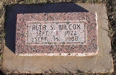 Wilcox, Alta Roberts, Fairview Cem, Caddo Co, OK.jpg