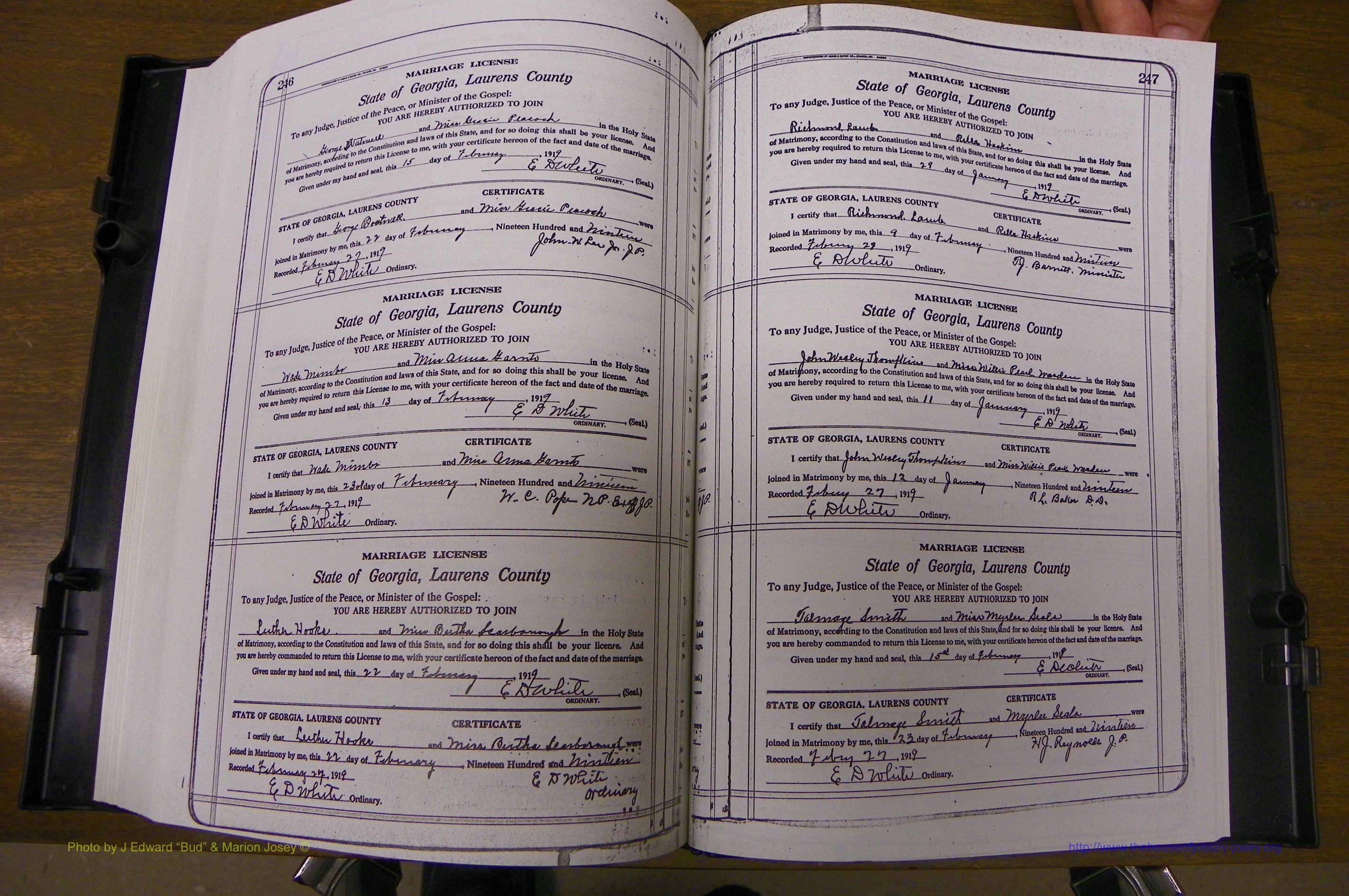 Laurens Co, GA, Marriages Book P, 1915 - 1924, White, P 246-247.JPG