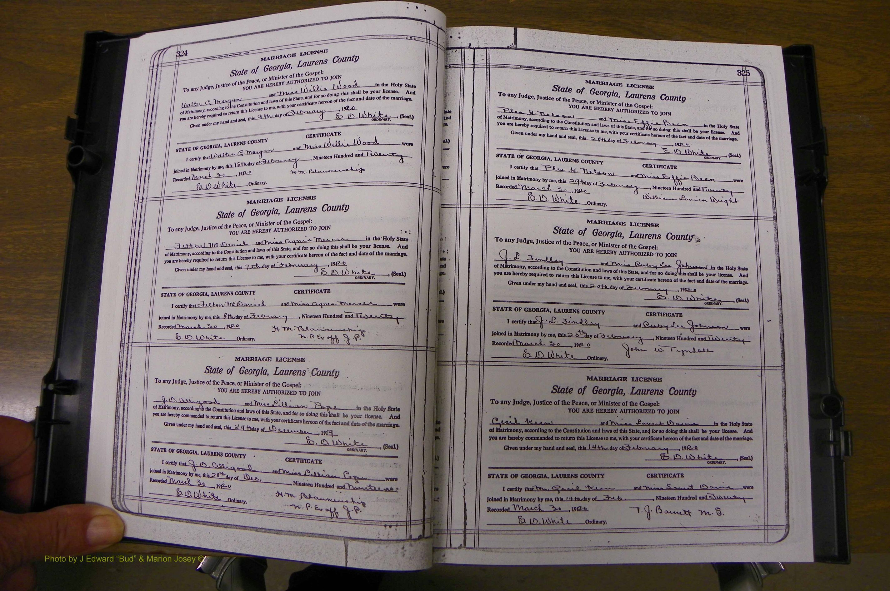 Laurens Co, GA, Marriages Book P, 1915 - 1924, White, P 324-325.JPG