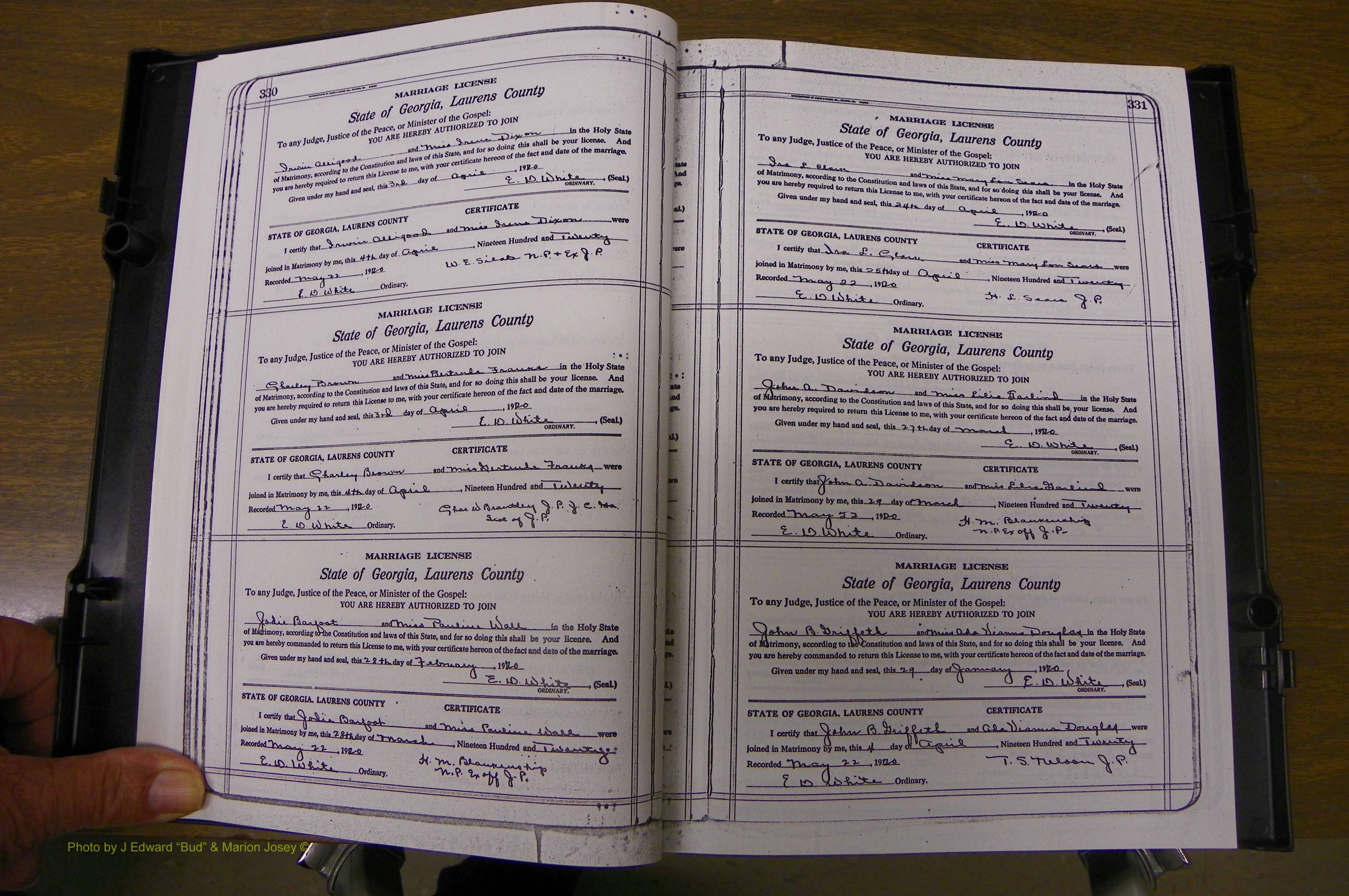 Laurens Co, GA, Marriages Book P, 1915 - 1924, White, P 330-331.JPG