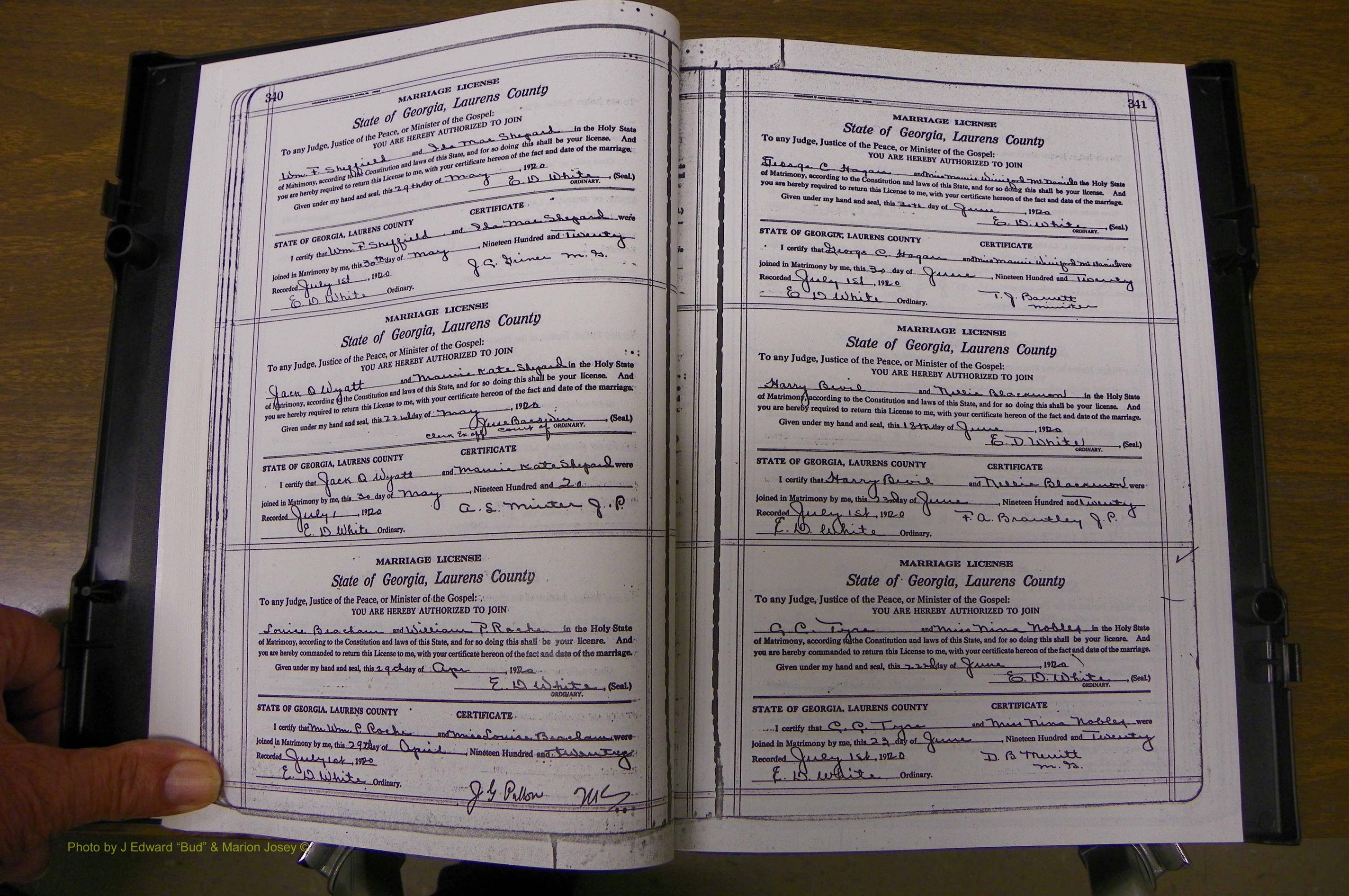 Laurens Co, GA, Marriages Book P, 1915 - 1924, White, P 340-341.JPG