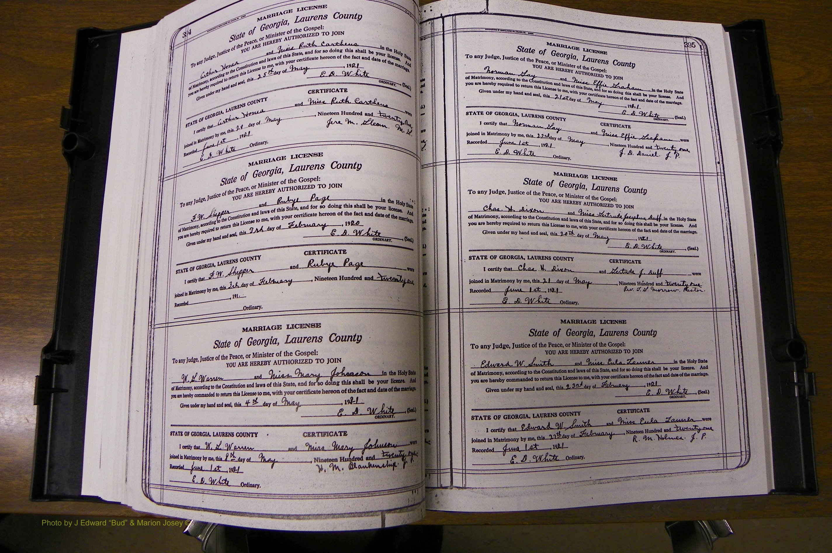 Laurens Co, GA, Marriages Book P, 1915 - 1924, White, P 394-395.JPG