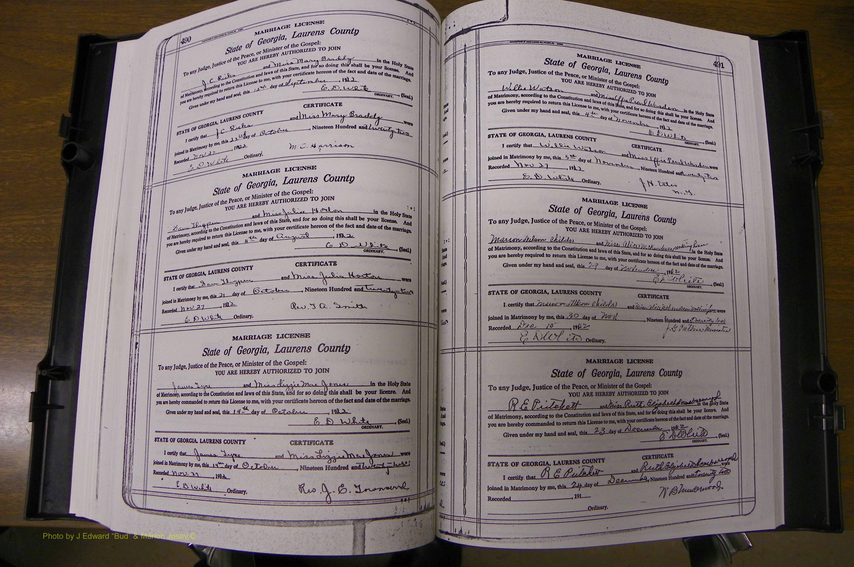 Laurens Co, GA, Marriages Book P, 1915 - 1924, White, P 490-491.JPG