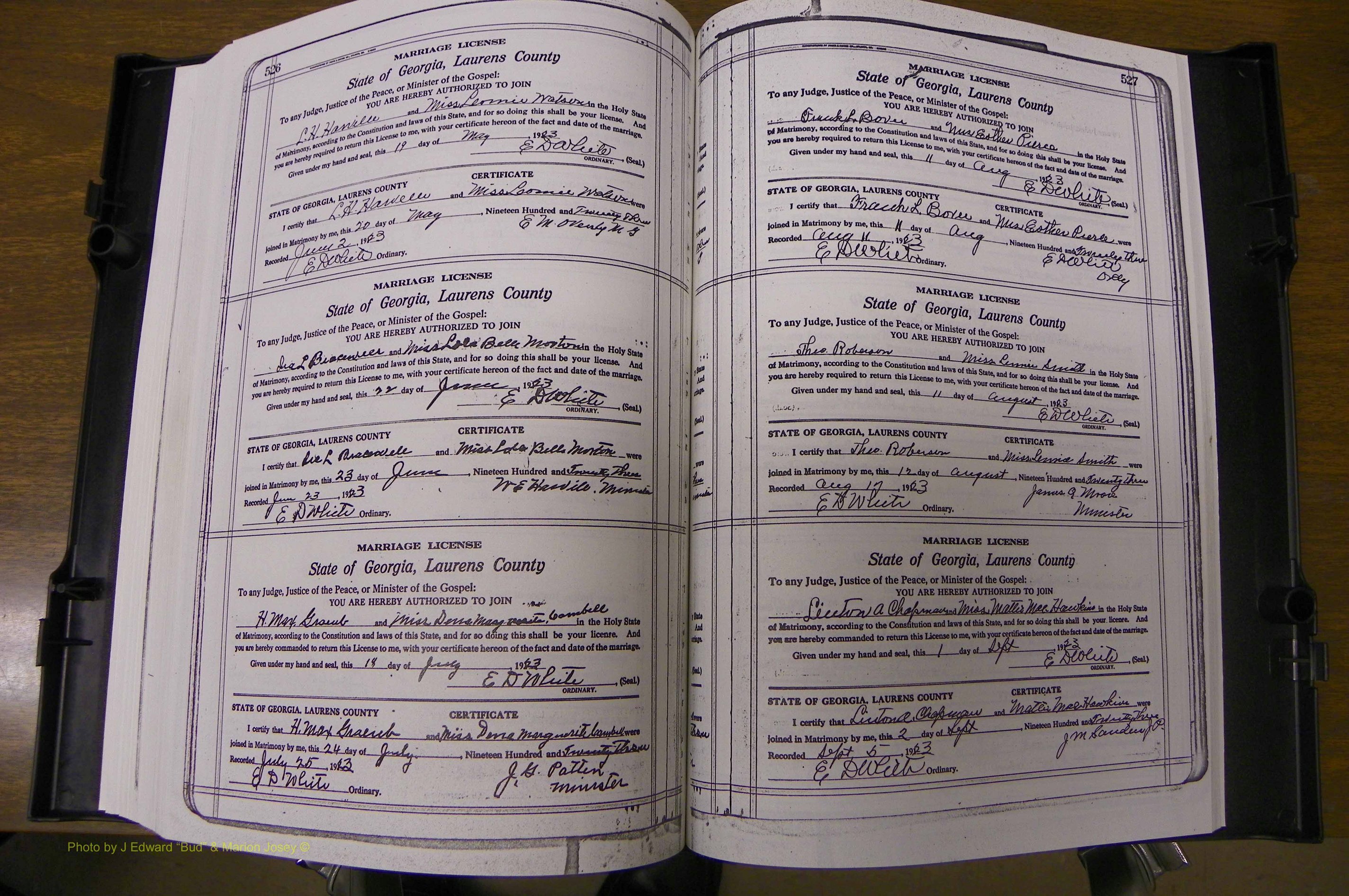 Laurens Co, GA, Marriages Book P, 1915 - 1924, White, P 526-527.JPG