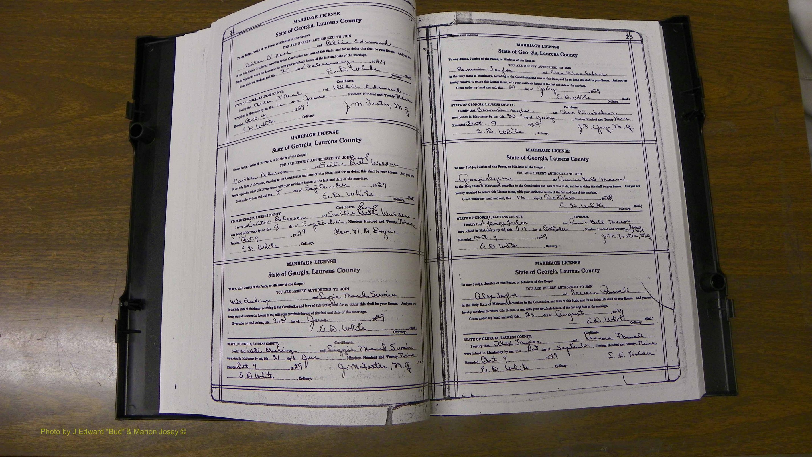 Laurens Co, GA, Marriages Book T, 1929 - 1938, Colored, P 024-025.JPG