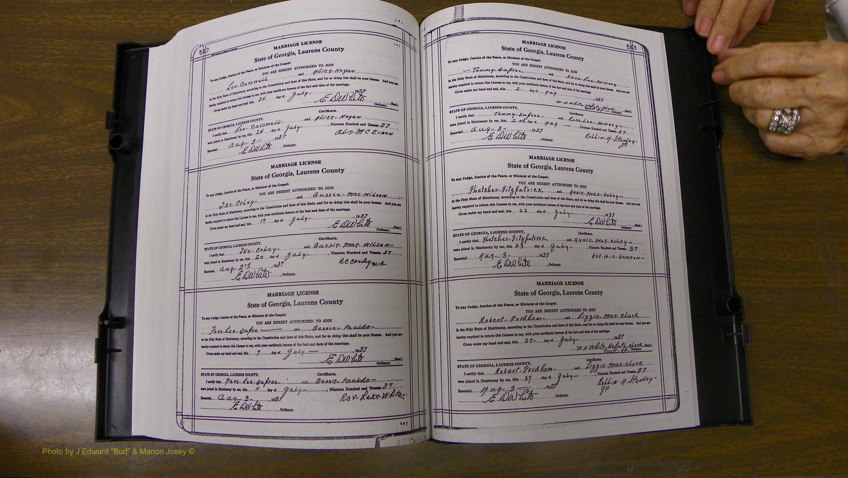 Laurens Co, GA, Marriages Book T, 1929 - 1938, Colored, P 542-543.JPG