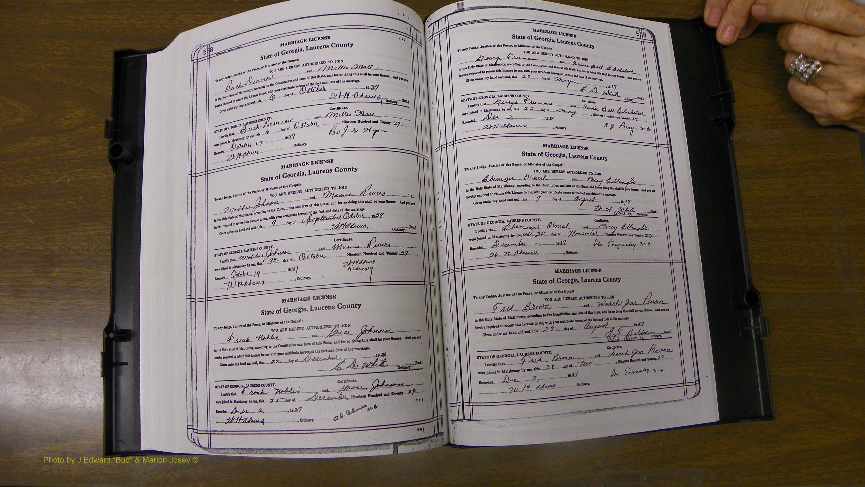 Laurens Co, GA, Marriages Book T, 1929 - 1938, Colored, P 558-559.JPG