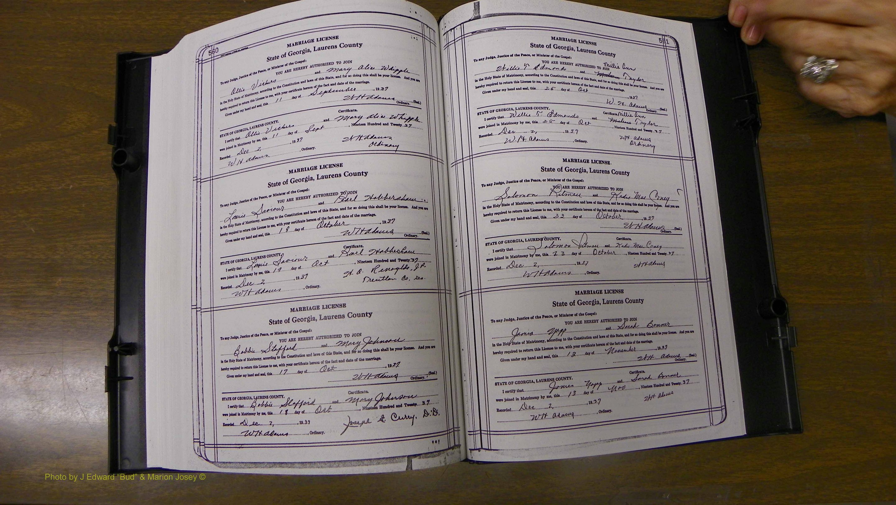 Laurens Co, GA, Marriages Book T, 1929 - 1938, Colored, P 560-561.JPG