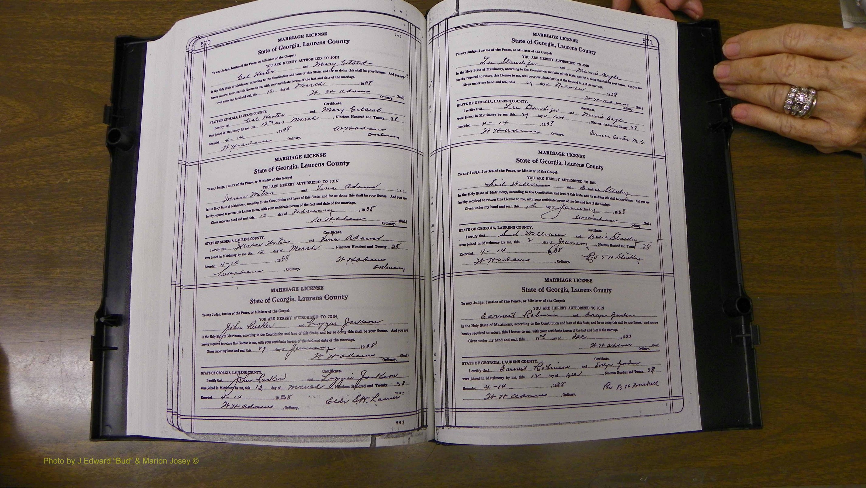 Laurens Co, GA, Marriages Book T, 1929 - 1938, Colored, P 570-571.JPG