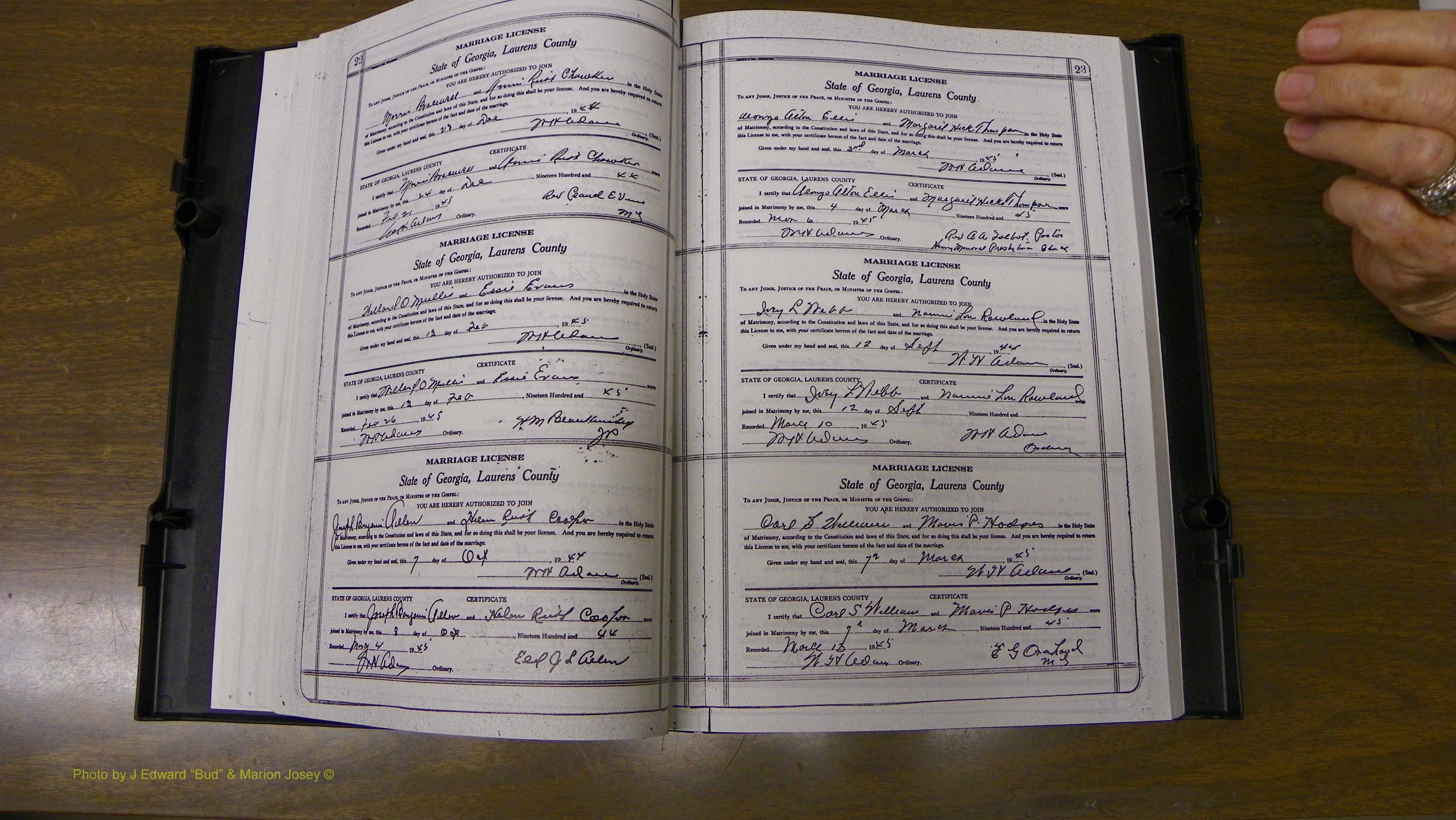 Laurens Co, GA, Marriages Book W, 1944 - 1955, White, P 022-023.JPG