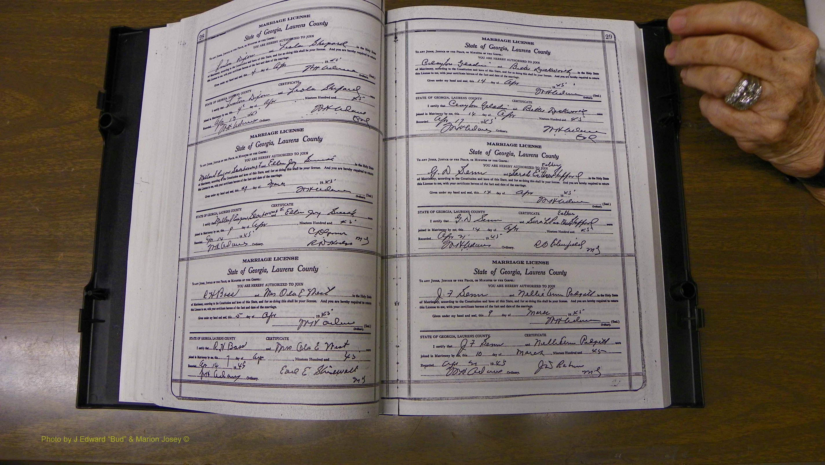 Laurens Co, GA, Marriages Book W, 1944 - 1955, White, P 028-029.JPG