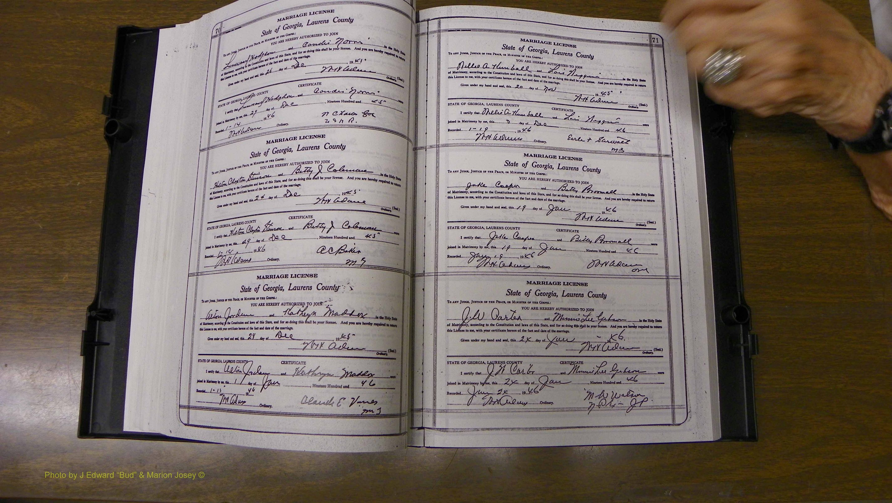 Laurens Co, GA, Marriages Book W, 1944 - 1955, White, P 070-071.JPG