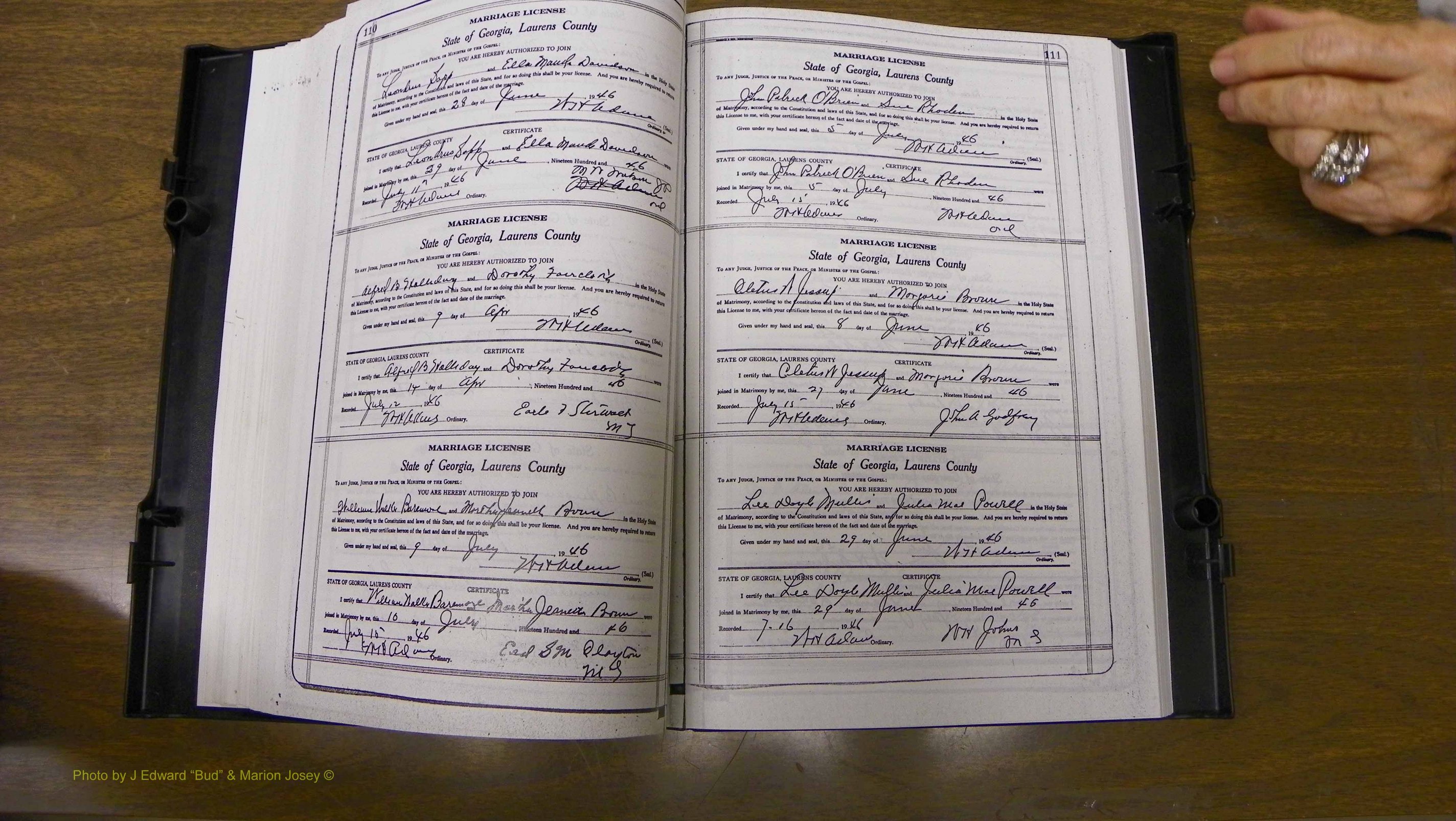 Laurens Co, GA, Marriages Book W, 1944 - 1955, White, P 110-111.JPG