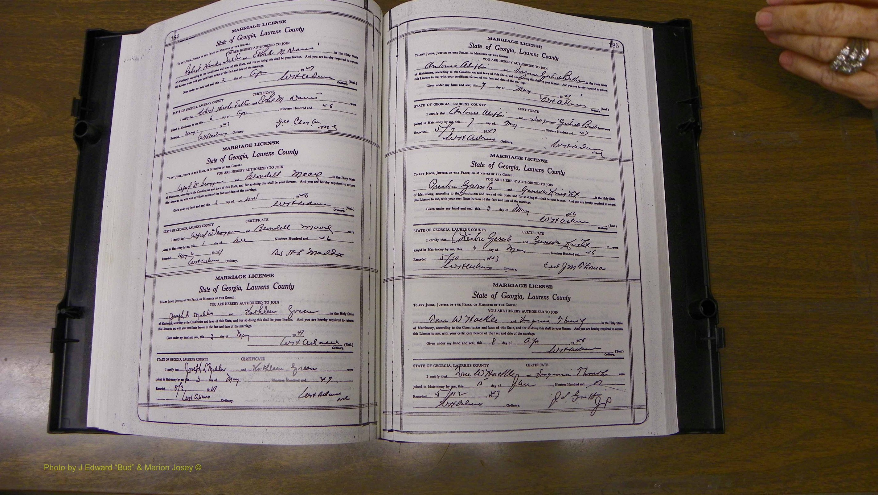 Laurens Co, GA, Marriages Book W, 1944 - 1955, White, P 184-185.JPG