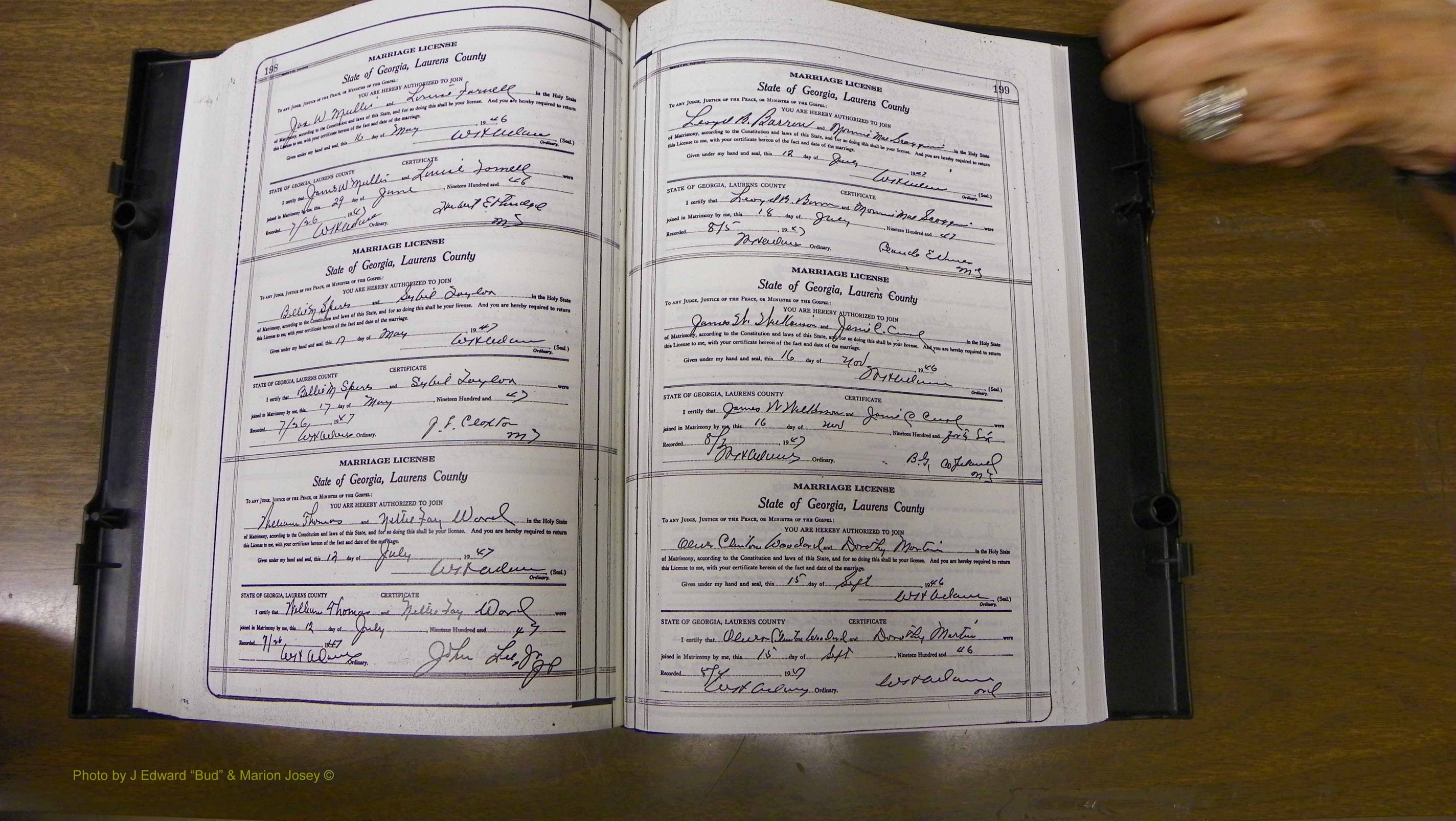 Laurens Co, GA, Marriages Book W, 1944 - 1955, White, P 198-199.JPG