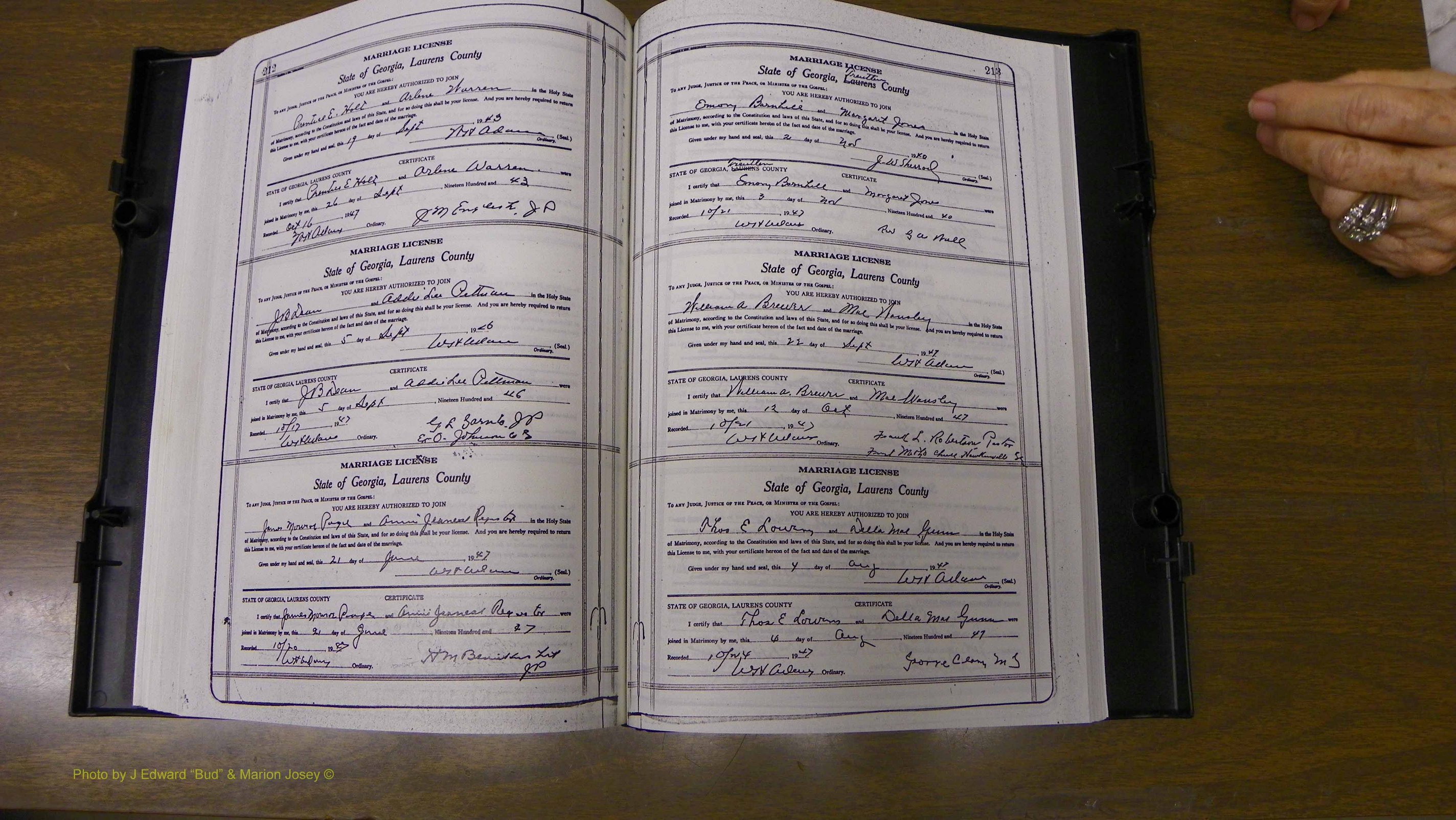 Laurens Co, GA, Marriages Book W, 1944 - 1955, White, P 212-213.JPG