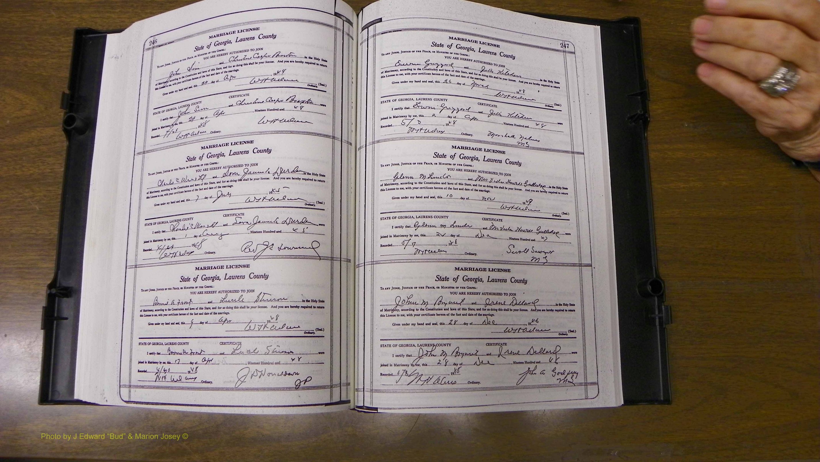 Laurens Co, GA, Marriages Book W, 1944 - 1955, White, P 246-247.JPG