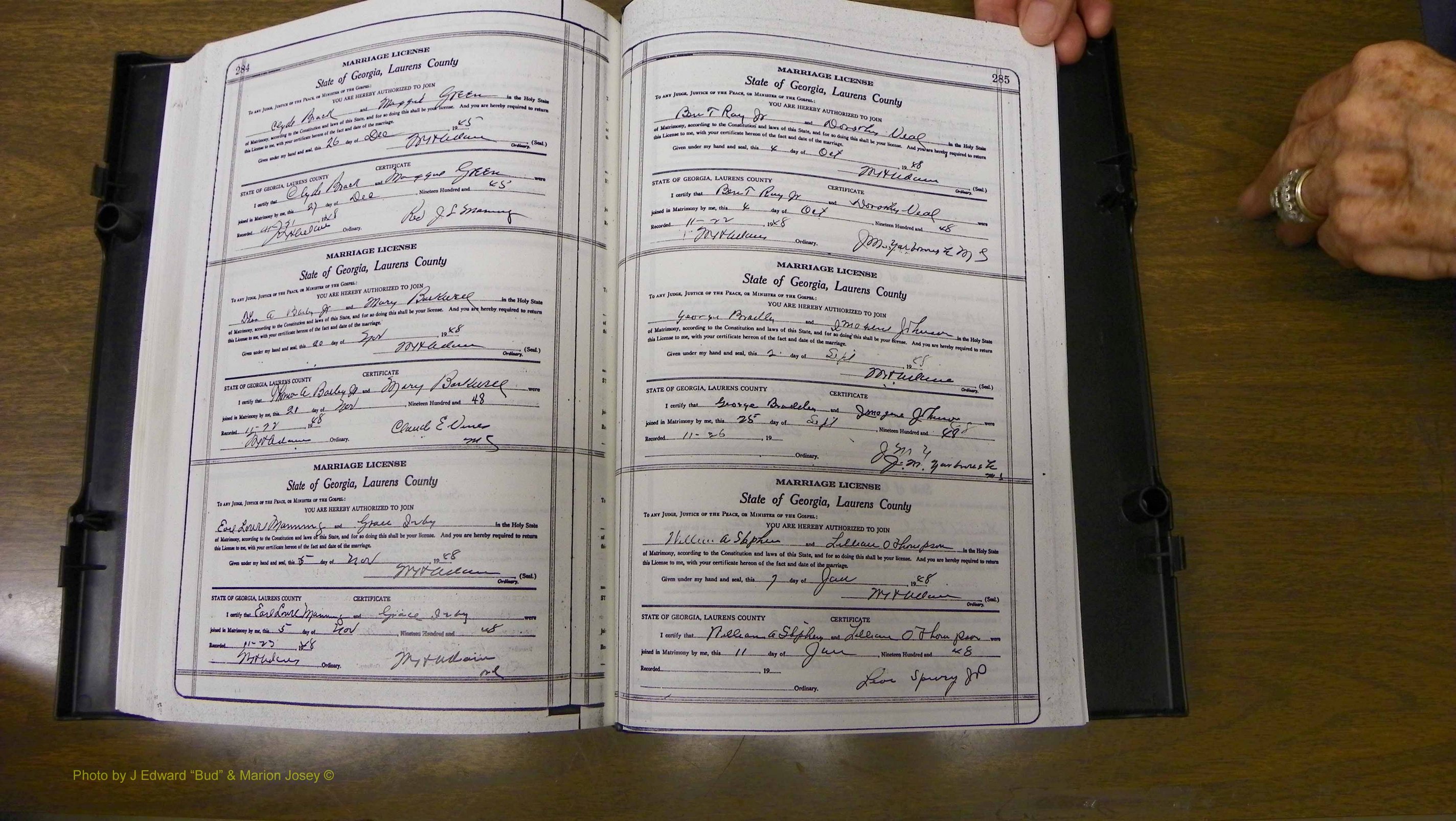 Laurens Co, GA, Marriages Book W, 1944 - 1955, White, P 284-285.JPG