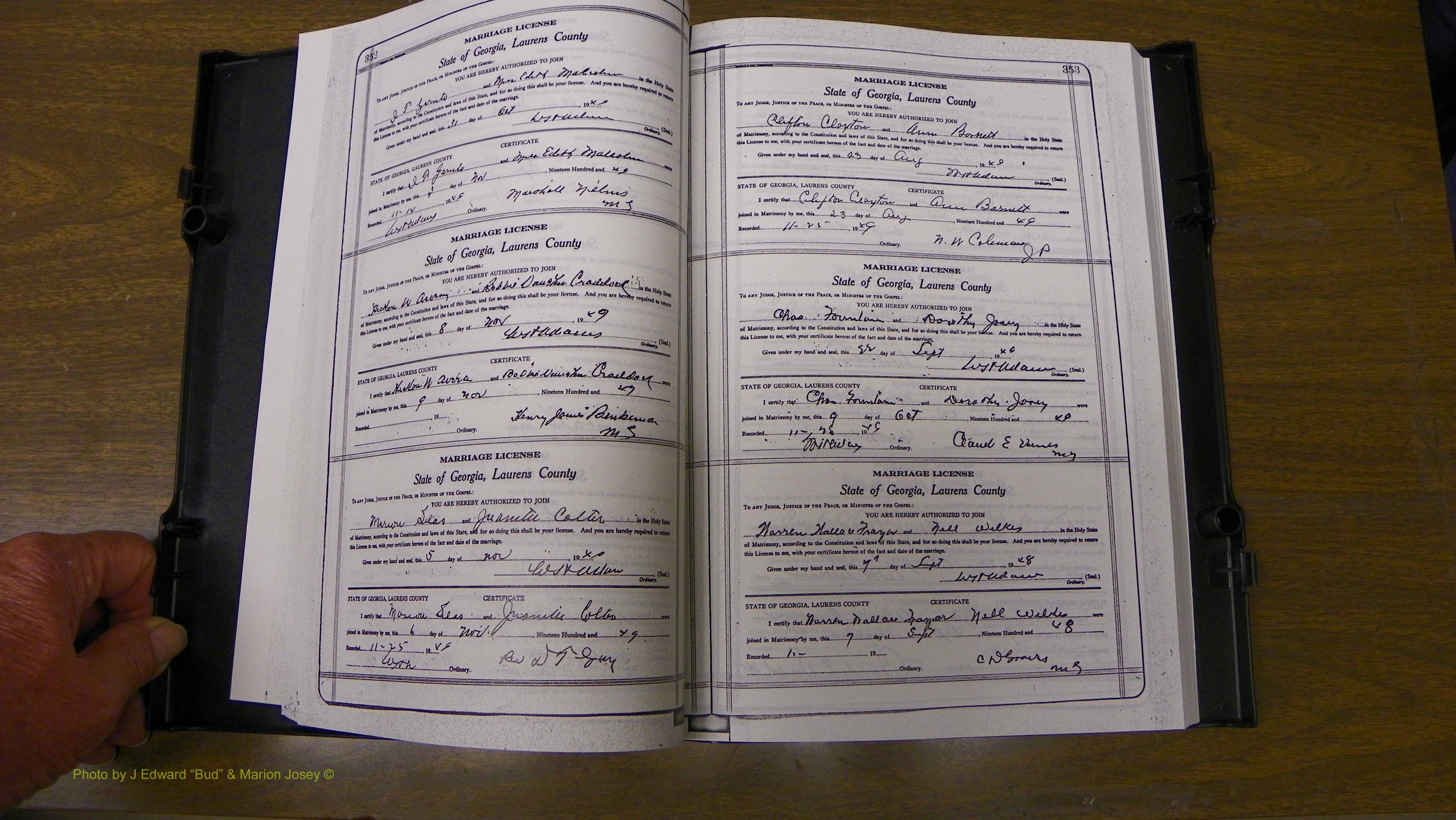 Laurens Co, GA, Marriages Book W, 1944 - 1955, White, P 352-353.JPG