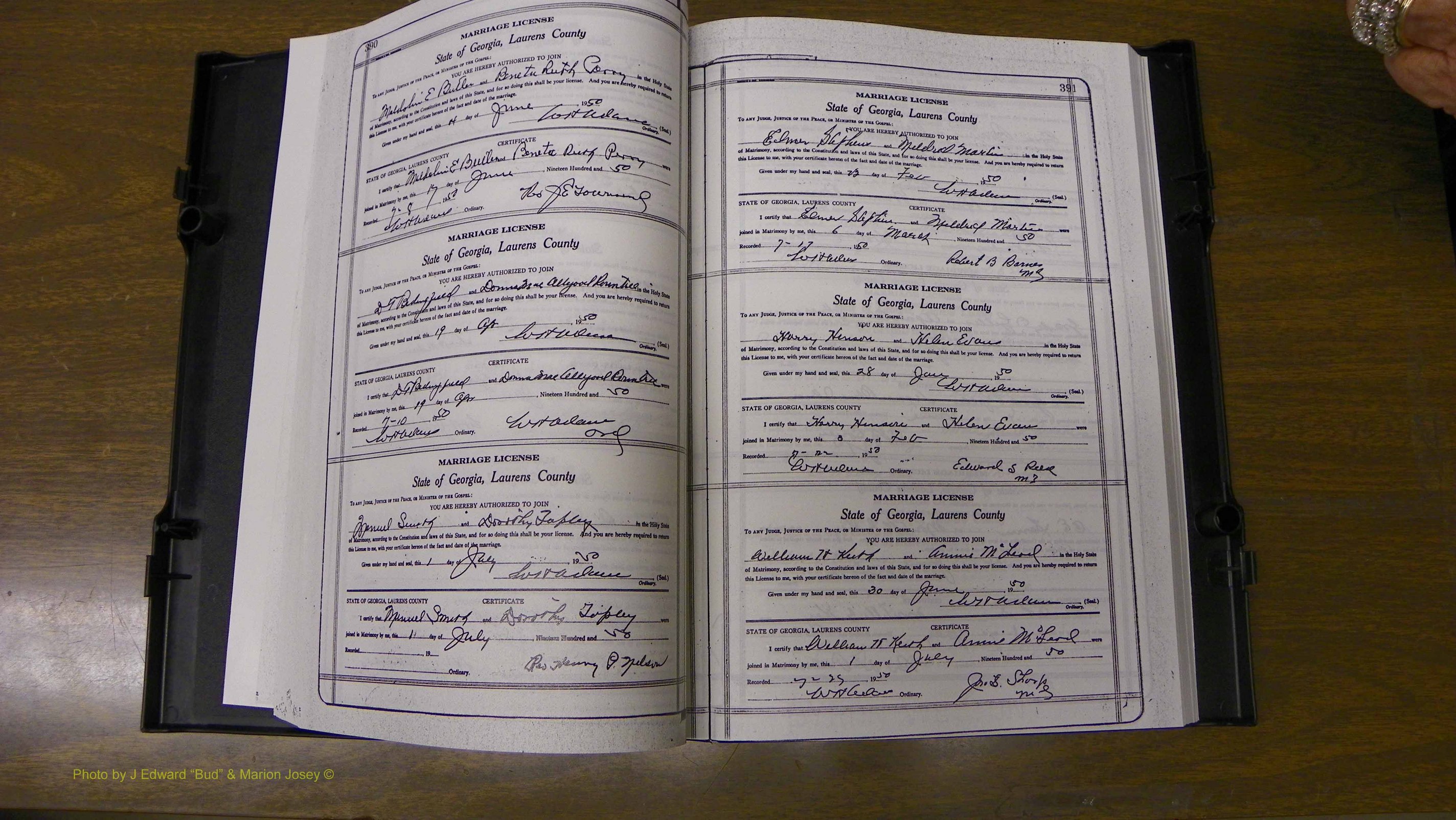 Laurens Co, GA, Marriages Book W, 1944 - 1955, White, P 390-391.JPG