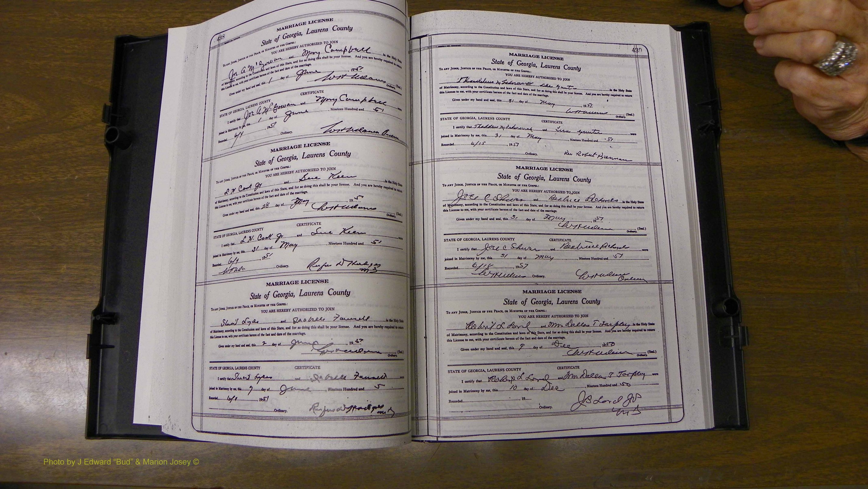 Laurens Co, GA, Marriages Book W, 1944 - 1955, White, P 438-439.JPG