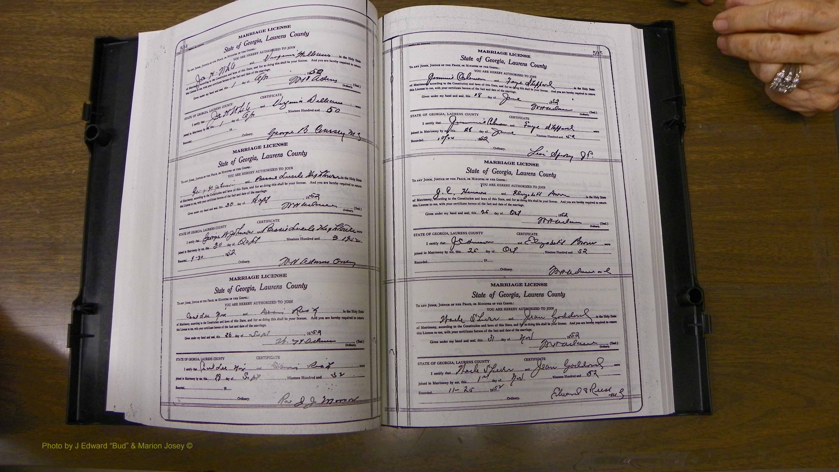 Laurens Co, GA, Marriages Book W, 1944 - 1955, White, P 504-505.JPG