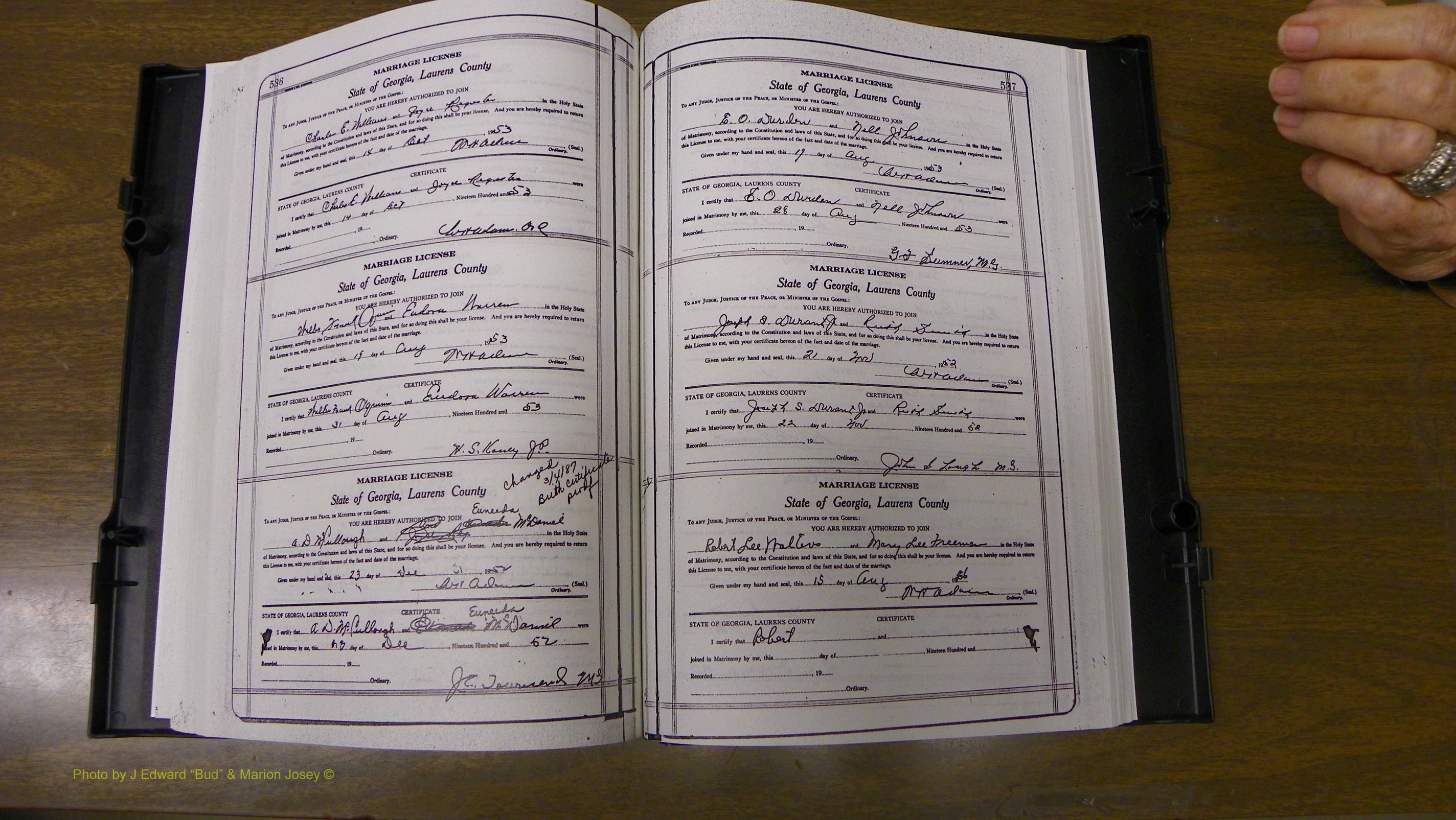 Laurens Co, GA, Marriages Book W, 1944 - 1955, White, P 536-537.JPG