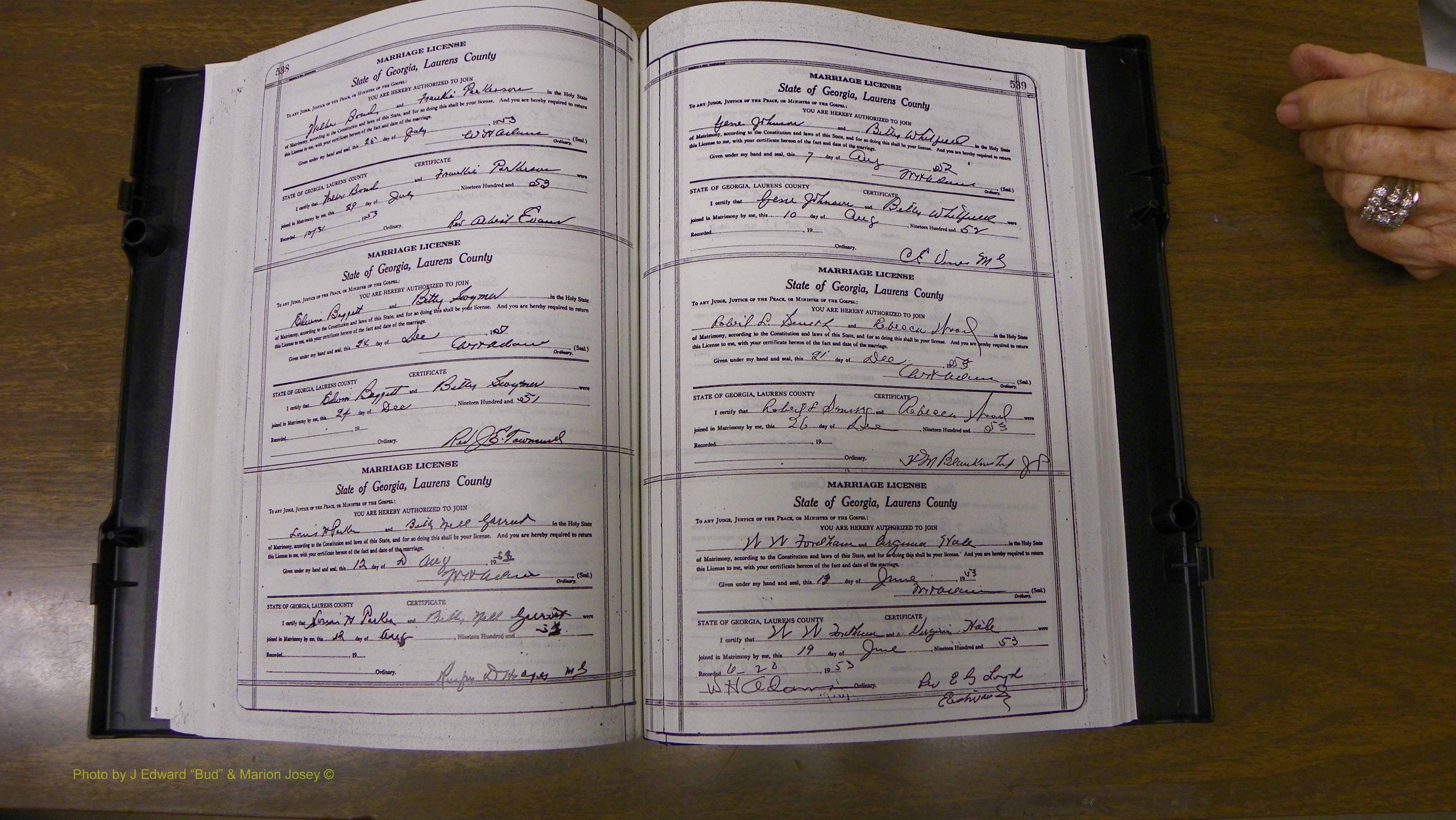 Laurens Co, GA, Marriages Book W, 1944 - 1955, White, P 538-539.JPG