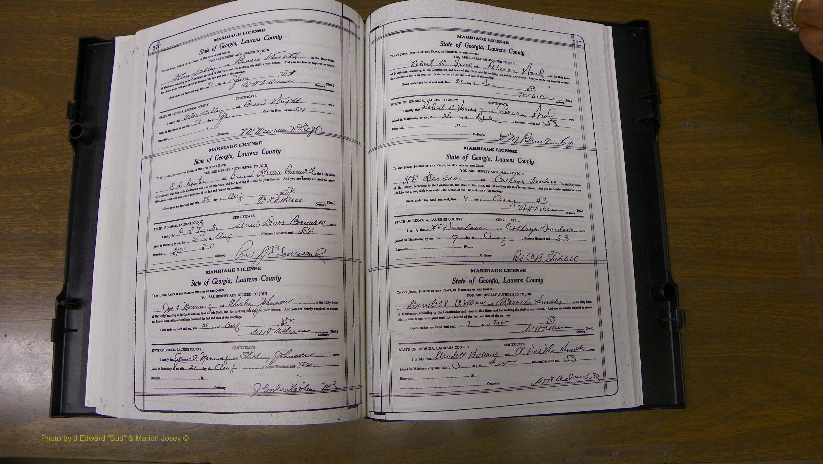 Laurens Co, GA, Marriages Book W, 1944 - 1955, White, P 576-577.JPG