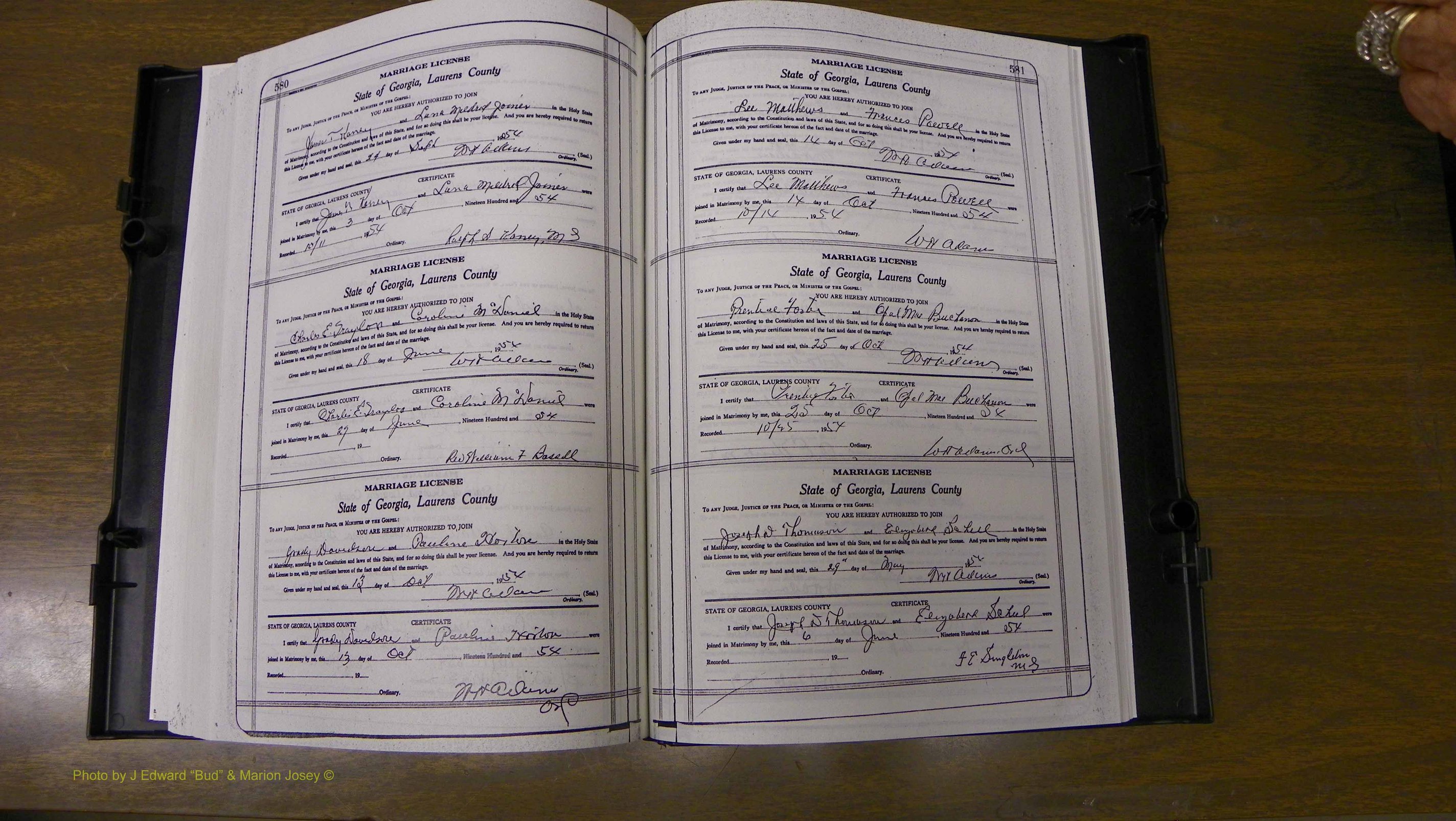 Laurens Co, GA, Marriages Book W, 1944 - 1955, White, P 580-581.JPG
