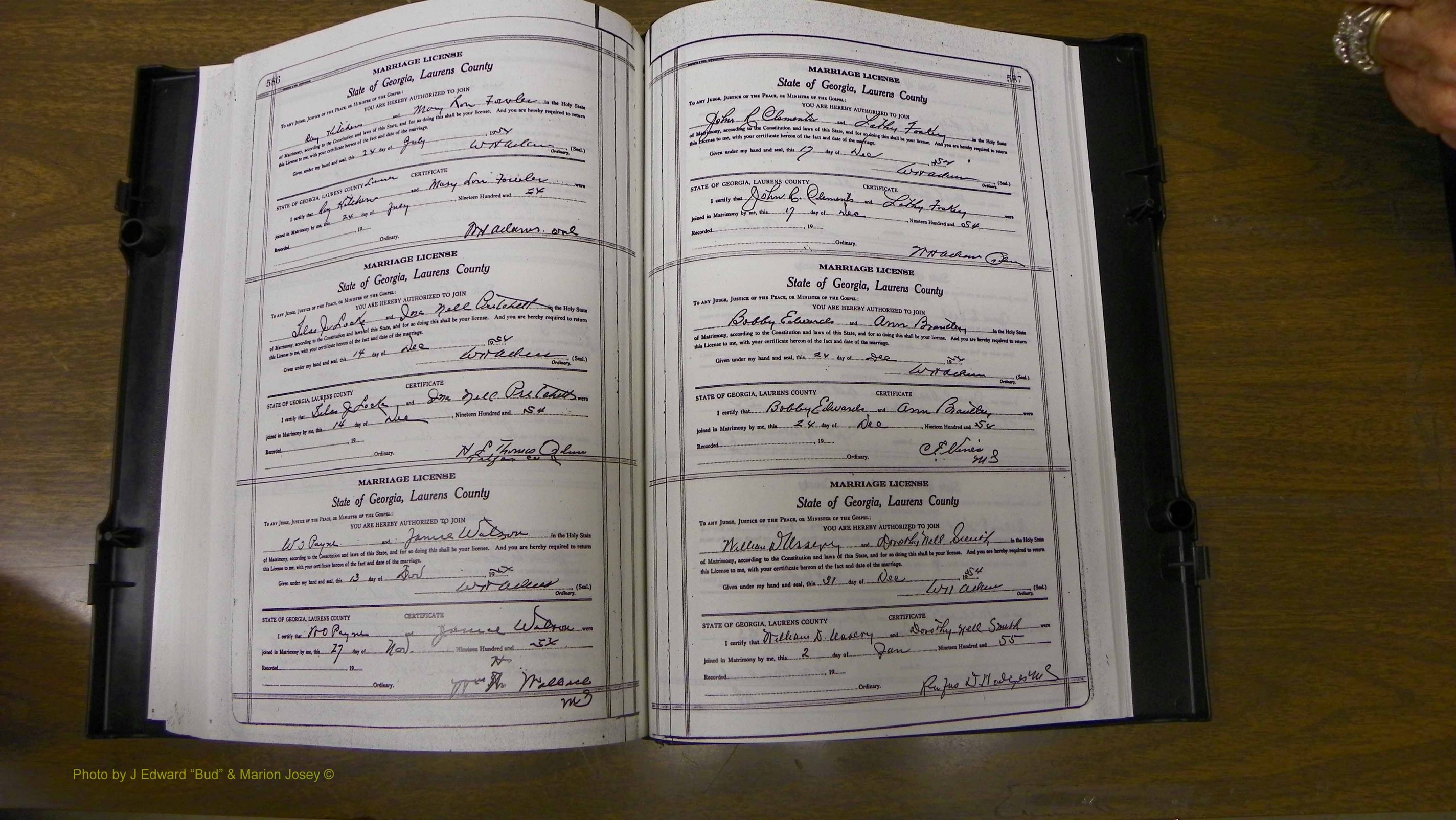 Laurens Co, GA, Marriages Book W, 1944 - 1955, White, P 586-587.JPG