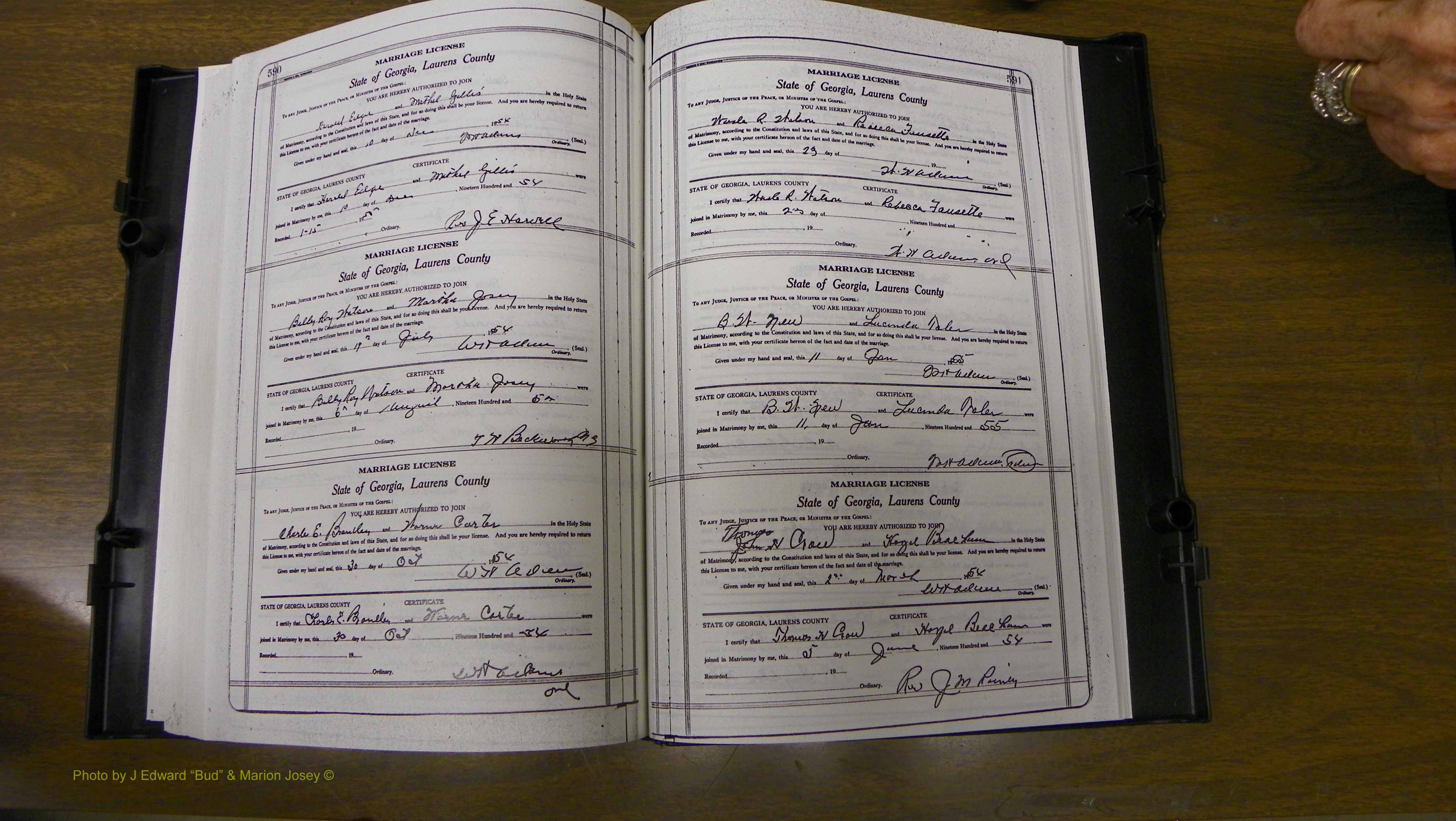 Laurens Co, GA, Marriages Book W, 1944 - 1955, White, P 590-591.JPG