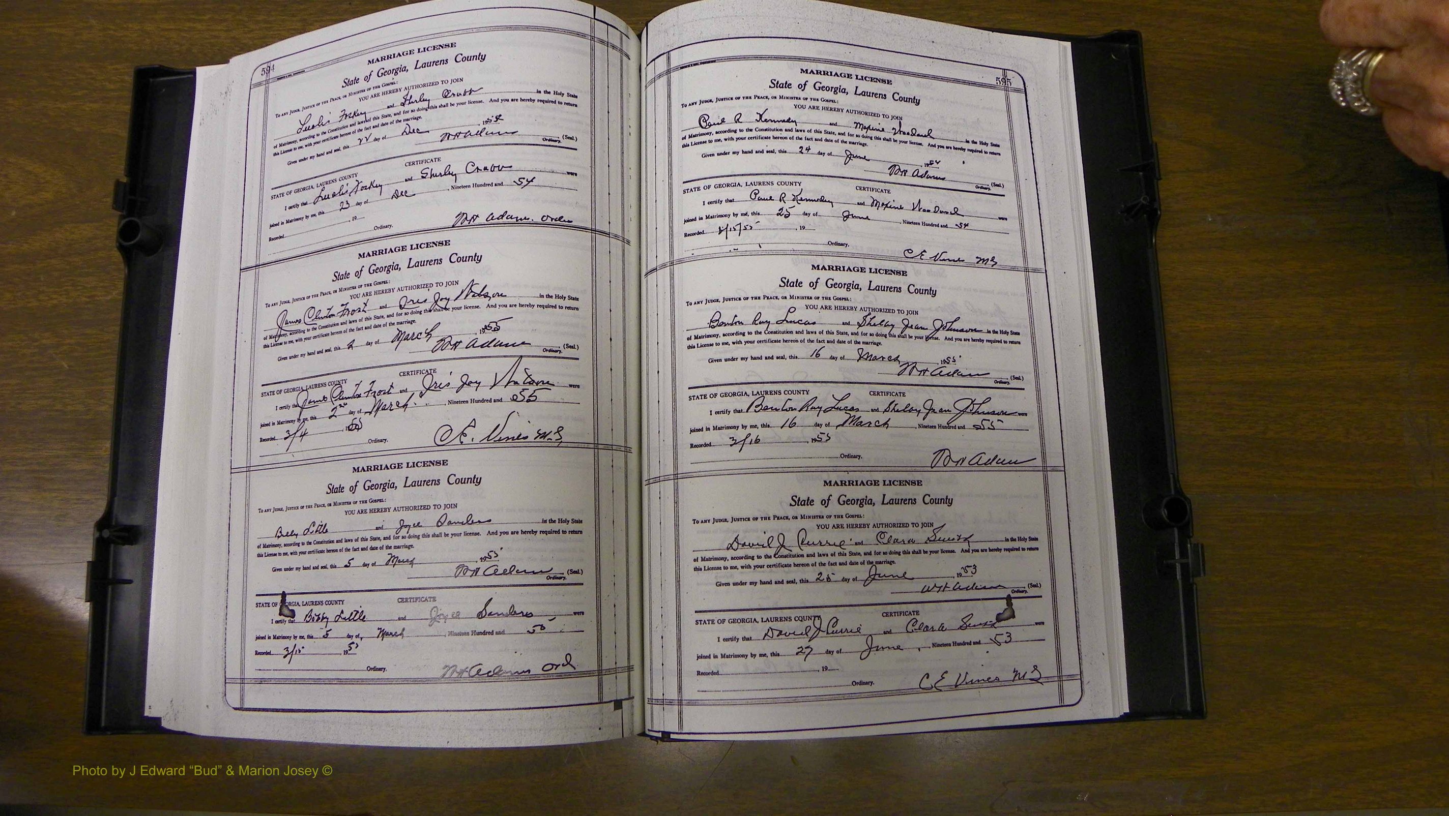 Laurens Co, GA, Marriages Book W, 1944 - 1955, White, P 594-595.JPG