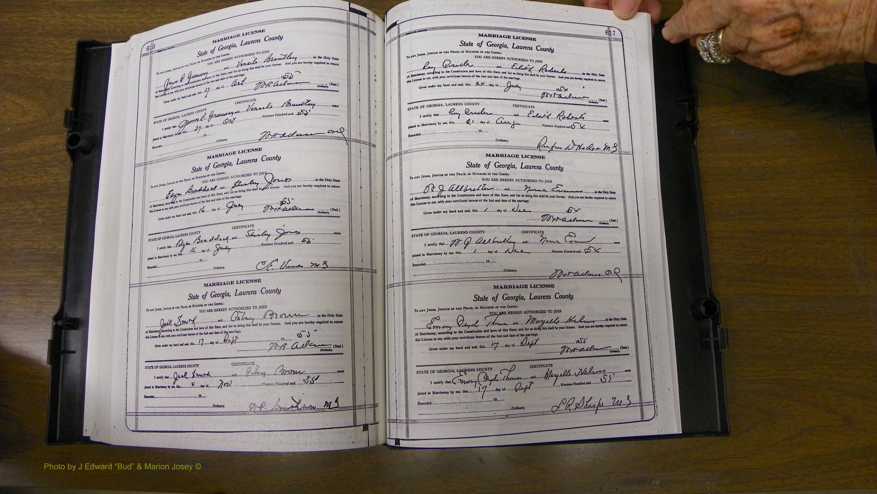 Laurens Co, GA, Marriages Book W, 1944 - 1955, White, P 616-617.JPG