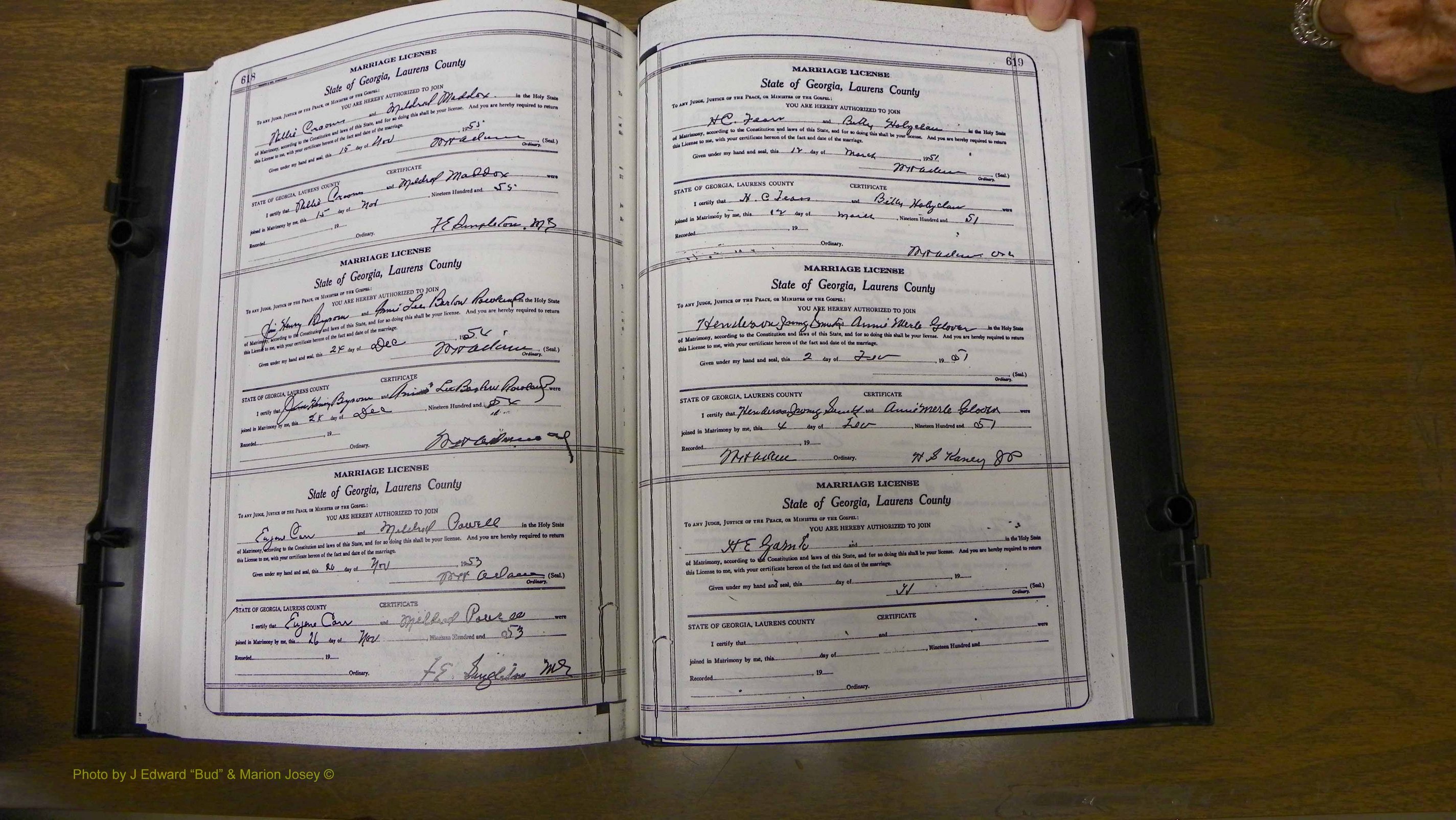 Laurens Co, GA, Marriages Book W, 1944 - 1955, White, P 618-619.JPG