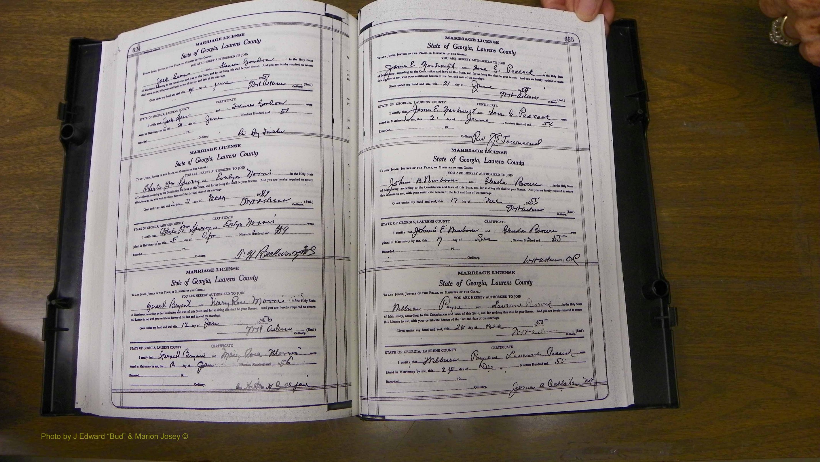 Laurens Co, GA, Marriages Book W, 1944 - 1955, White, P 624-625.JPG