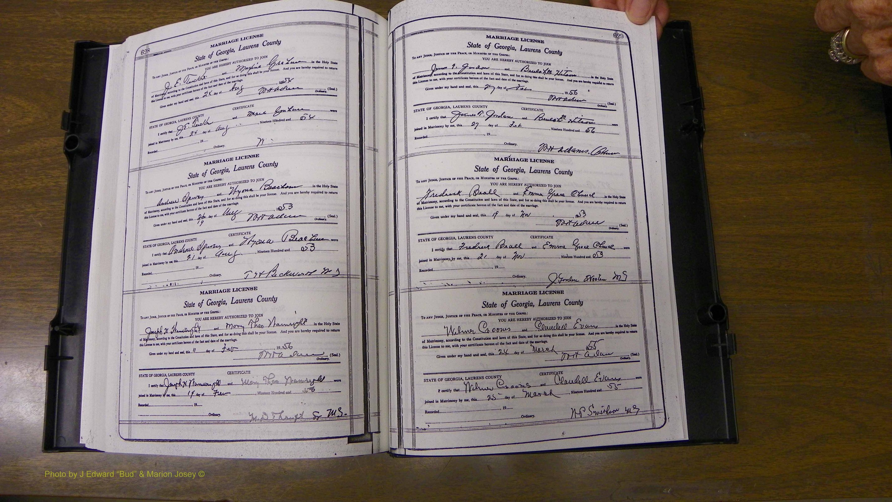 Laurens Co, GA, Marriages Book W, 1944 - 1955, White, P 628-629.JPG