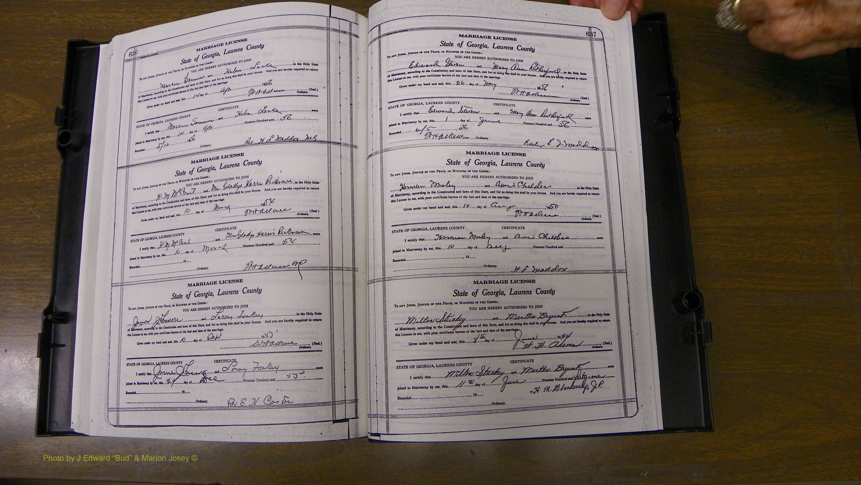 Laurens Co, GA, Marriages Book W, 1944 - 1955, White, P 636-637.JPG